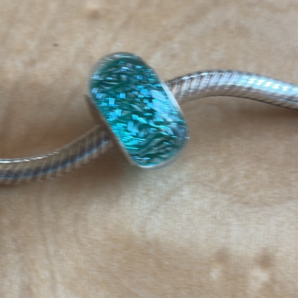 Chamilia Turquoise Sparkle Bead - Picture 4 of 7
